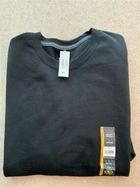 Athletic Works Black Long  Sleeve Crewneck Performance Sweatshirt